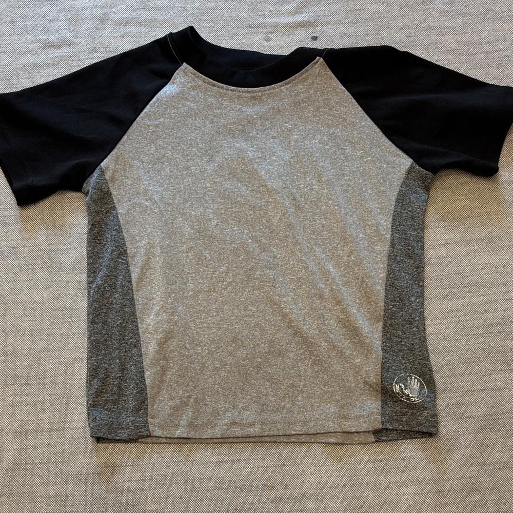 ⭕️Body Glove Black and Gray Kids Raglan Tee dri-fit